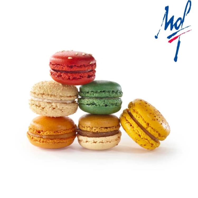 Panaché de mini macarons fruits surgelés 12  g par lot de  48