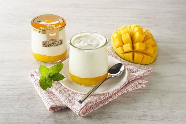 Yaourt onctueux sur lit de pêche et de mangue, 6 pots de 160g
